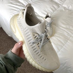 Amazon Tennis Shoes | Yeezy dupes